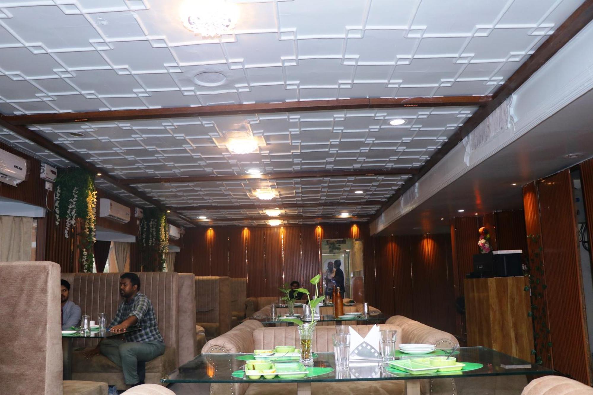 Hotel Samrat International Patna  Buitenkant foto